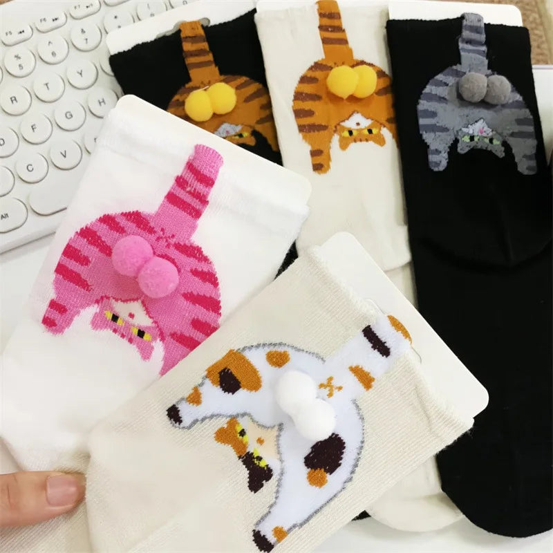 Cartoon cat and egg mid-calf socks for women in white and black