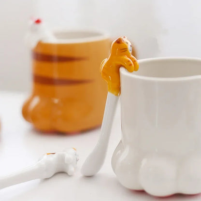 Ceramic cat hanging spoon for coffee mugs