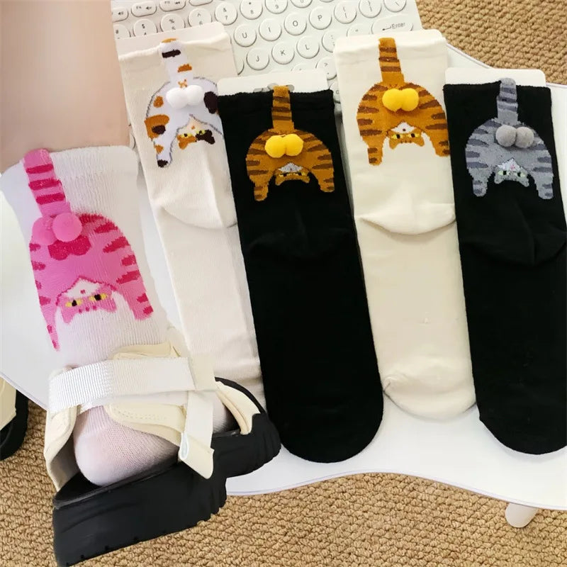Cartoon cat and egg mid-calf socks for women in white and black