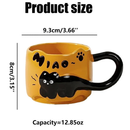 Stackable ceramic mug with cartoon cat design