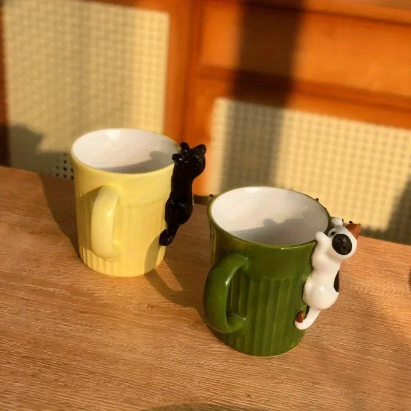 Stackable ceramic mug with cartoon cat design