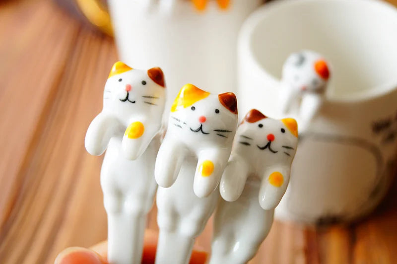 Ceramic cat hanging spoon for coffee mugs