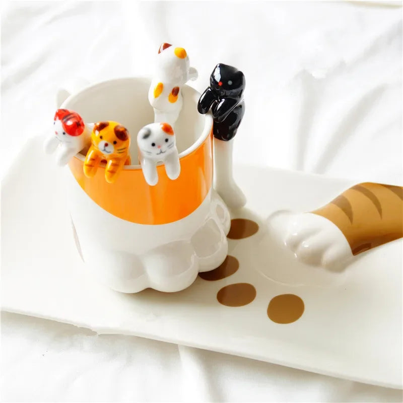 Ceramic cat hanging spoon for coffee mugs